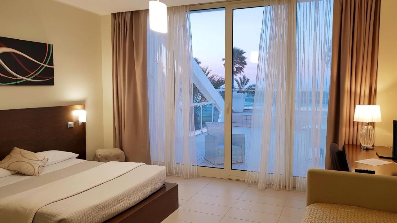Martur Resort Termoli Exteriör bild